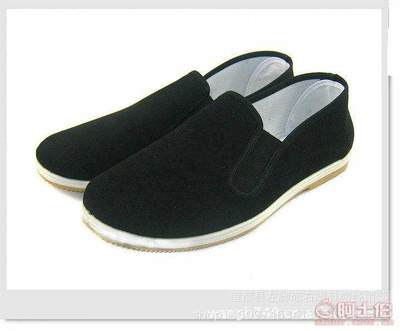 夏季透氣勞保鞋與舒適休閑鞋 中老年人的理想選擇