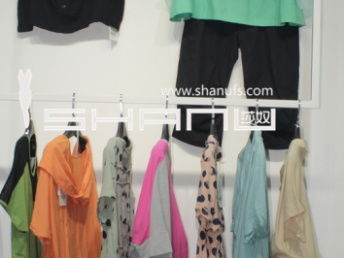 圖吾貝卡 棉麻出貨引領(lǐng)風(fēng)尚，品牌女裝與大碼尾貨批發(fā)新機(jī)遇